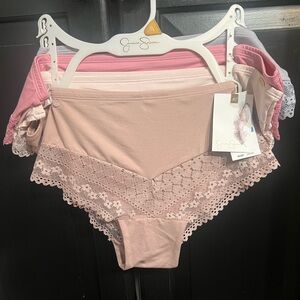 Jessica Simpson 4 Pack Lace Trim Panties Set NWT